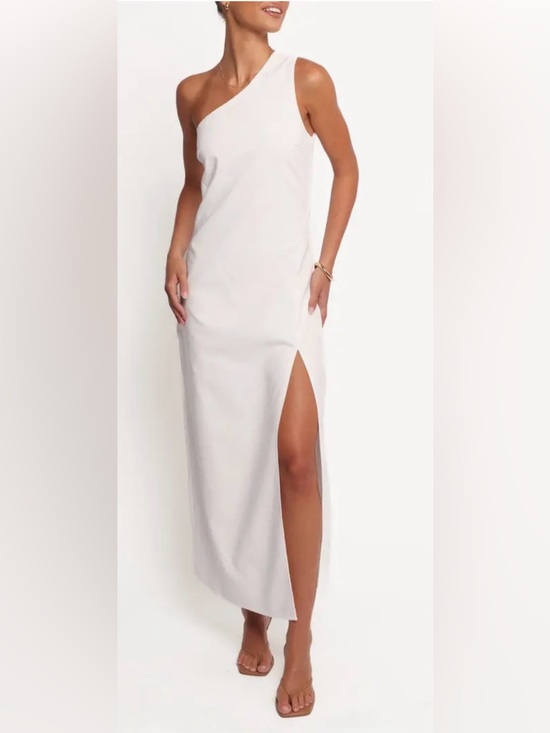 Petal & Pup Dresses & Skirts - Petal & Pup Chandler one shoulder linen blend  High Side dress